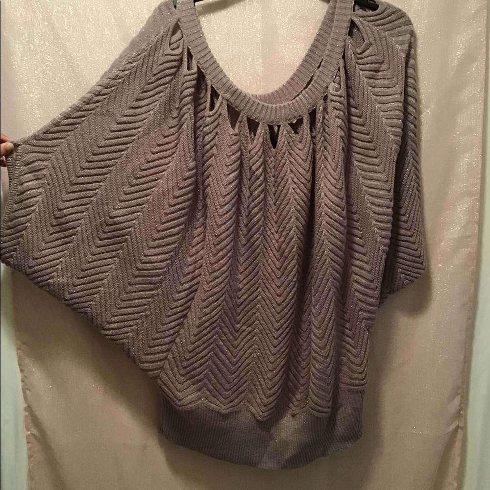 Sweater - Picture 2 of 3